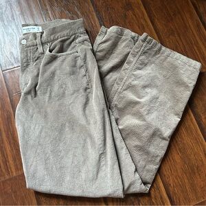 Abercrombie Corduroy Low Rise Loose Jean